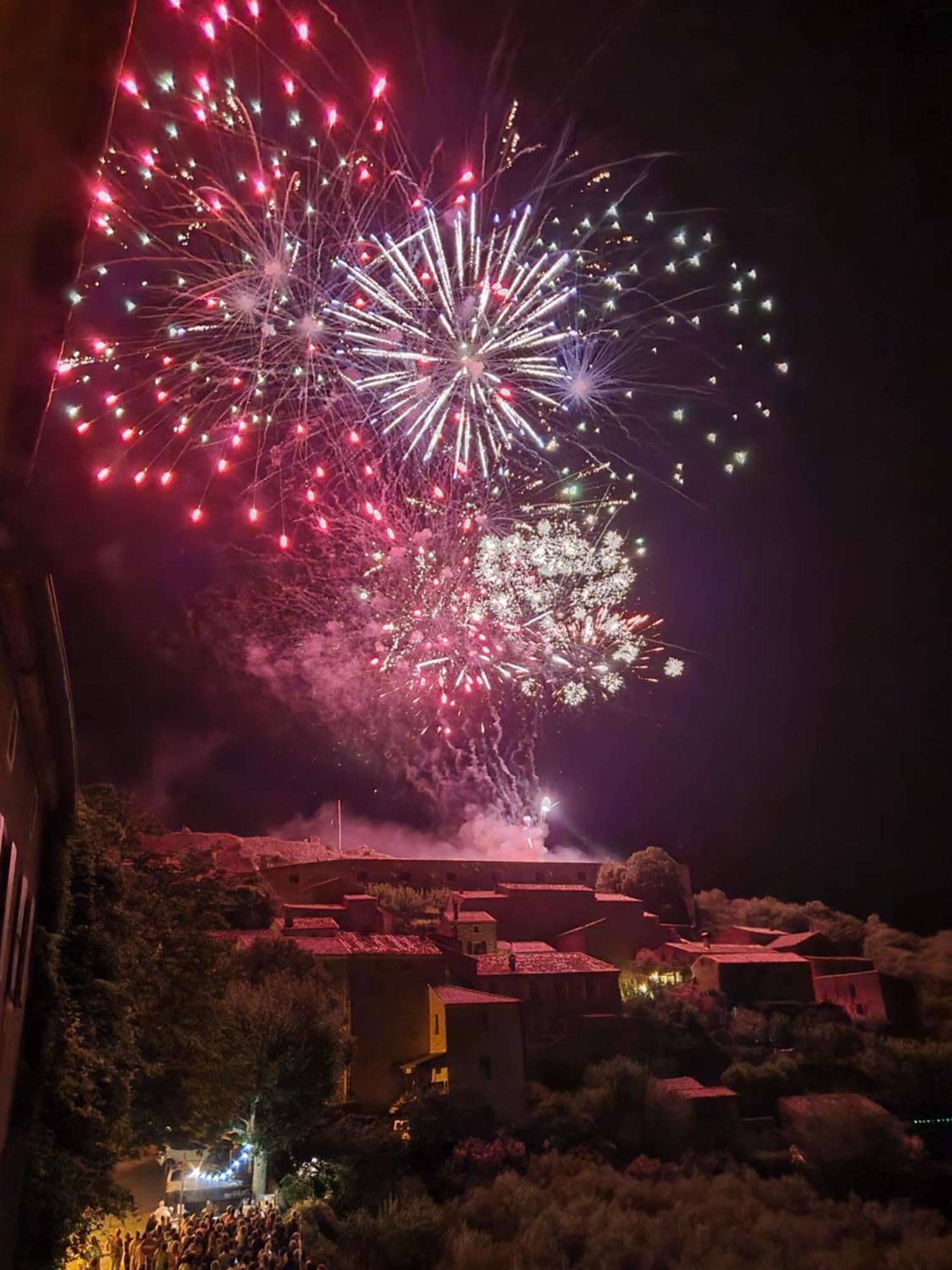 La Magnanerie Du Castanet Villa Banne Bagian luar foto